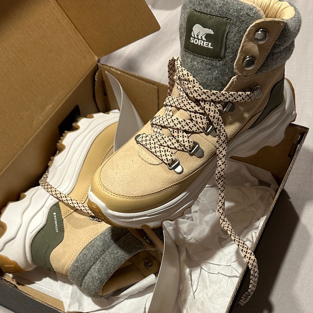 Sorel Tan and Gray Lace-Up Boots